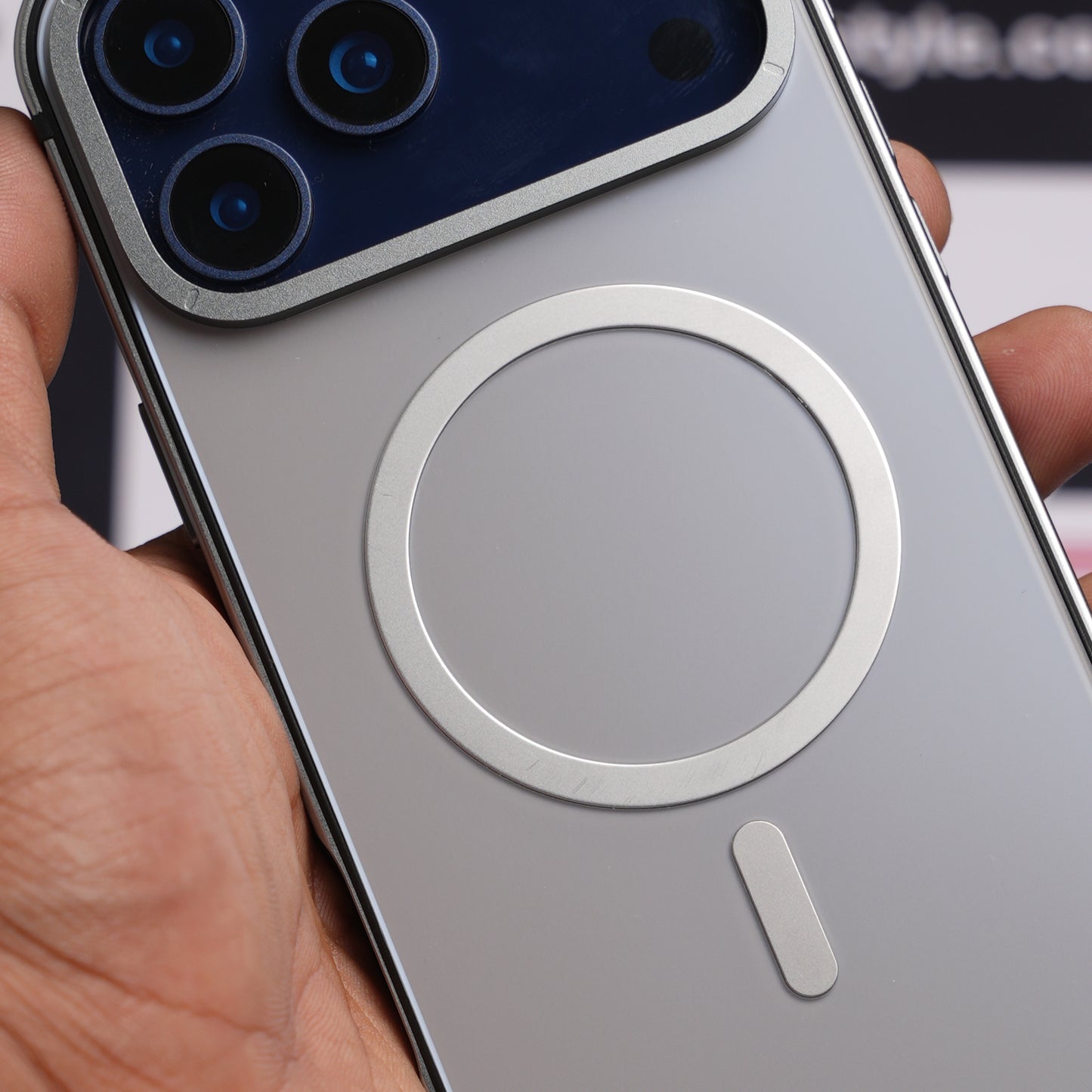 Xundd Grey Metal Hard Matte finish MagSafe Case for iPhone