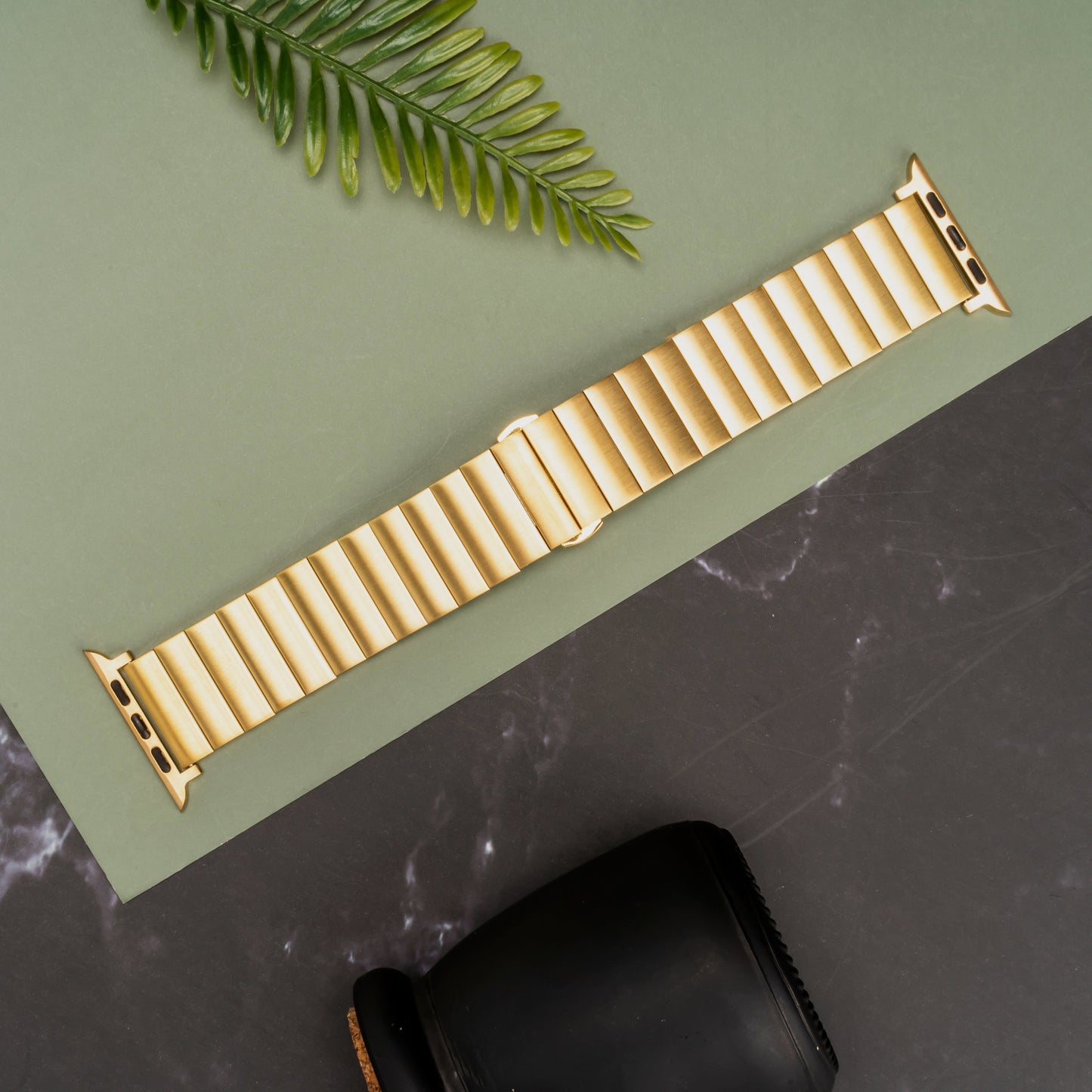 Gold Stainless Steel Wrist Strap For Apple Watch