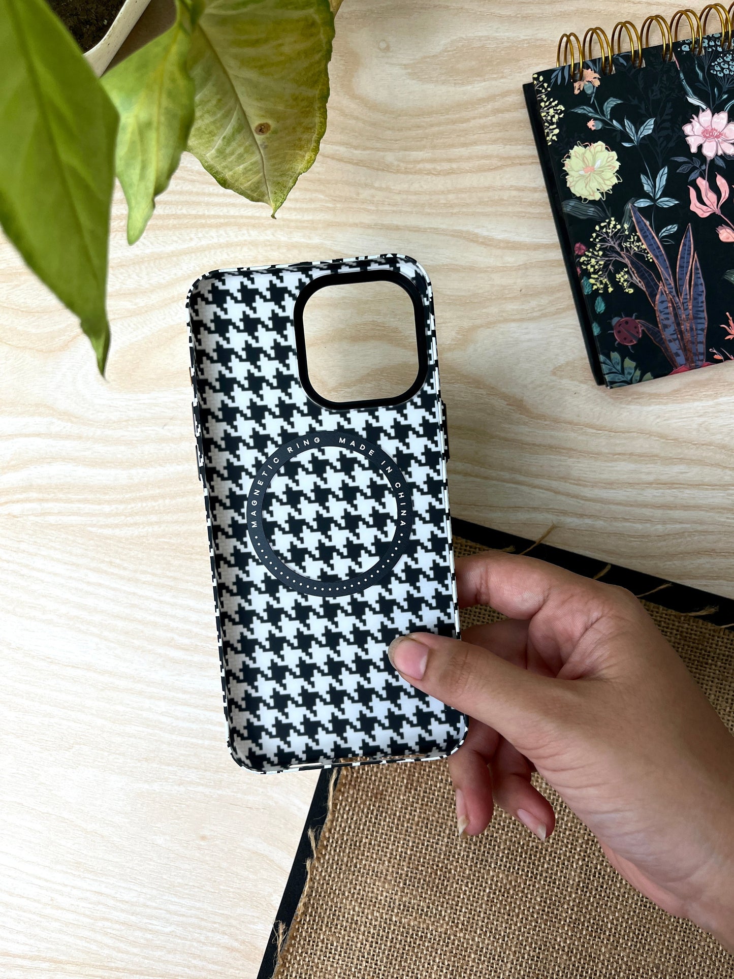 DGKAMEI White Carbon Fiber MagSafe Compatible Metal Ring Case For iPhone