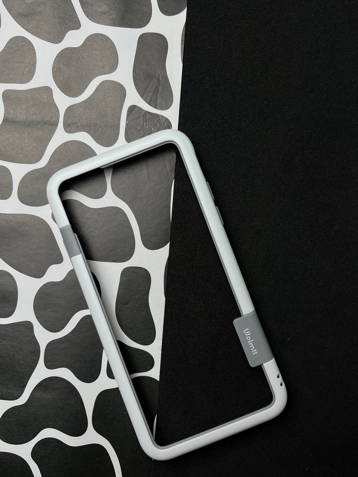 Walnut White Bumper ring for iPhone