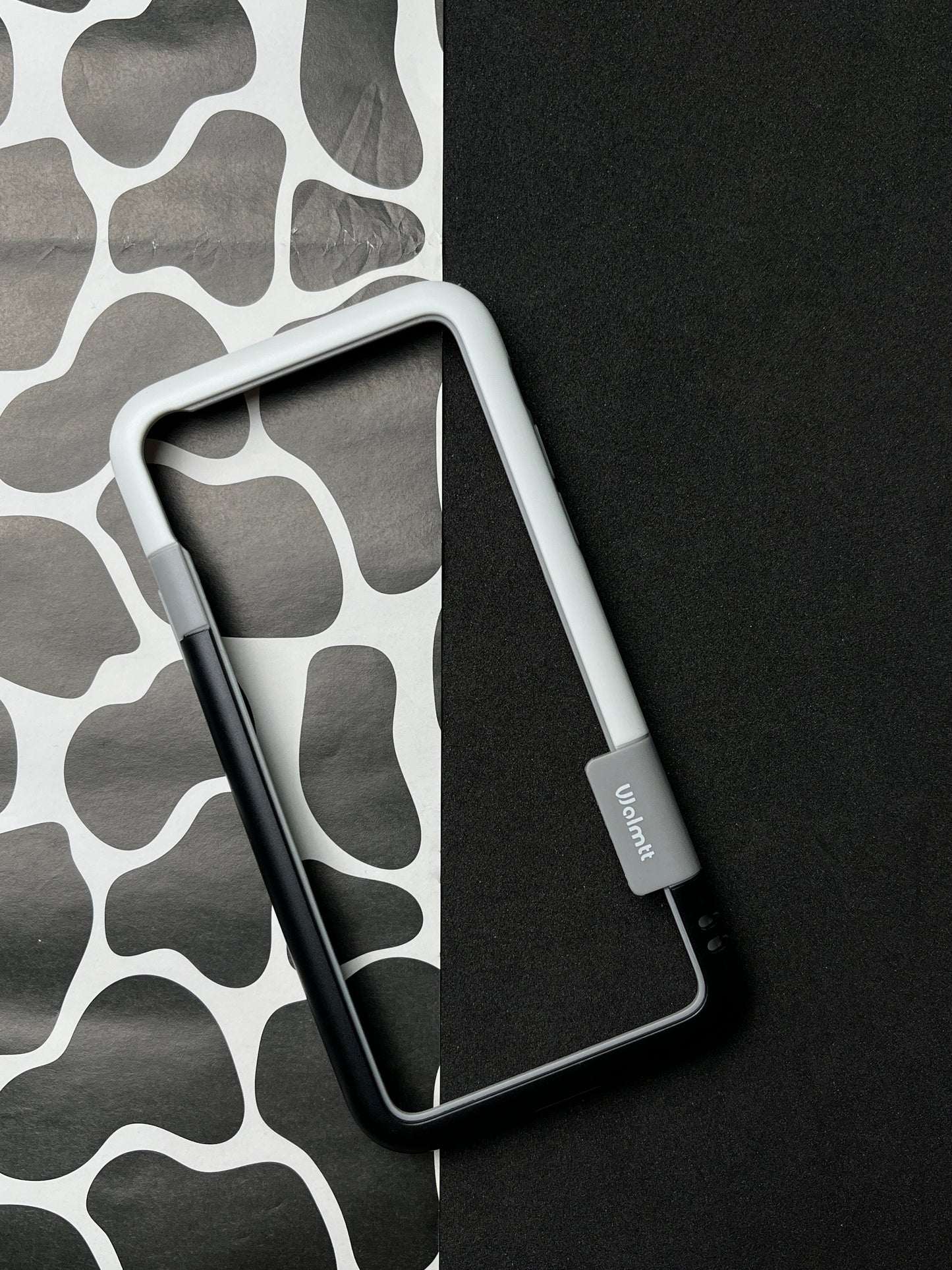 Walnut Black White Bumper ring for iPhone