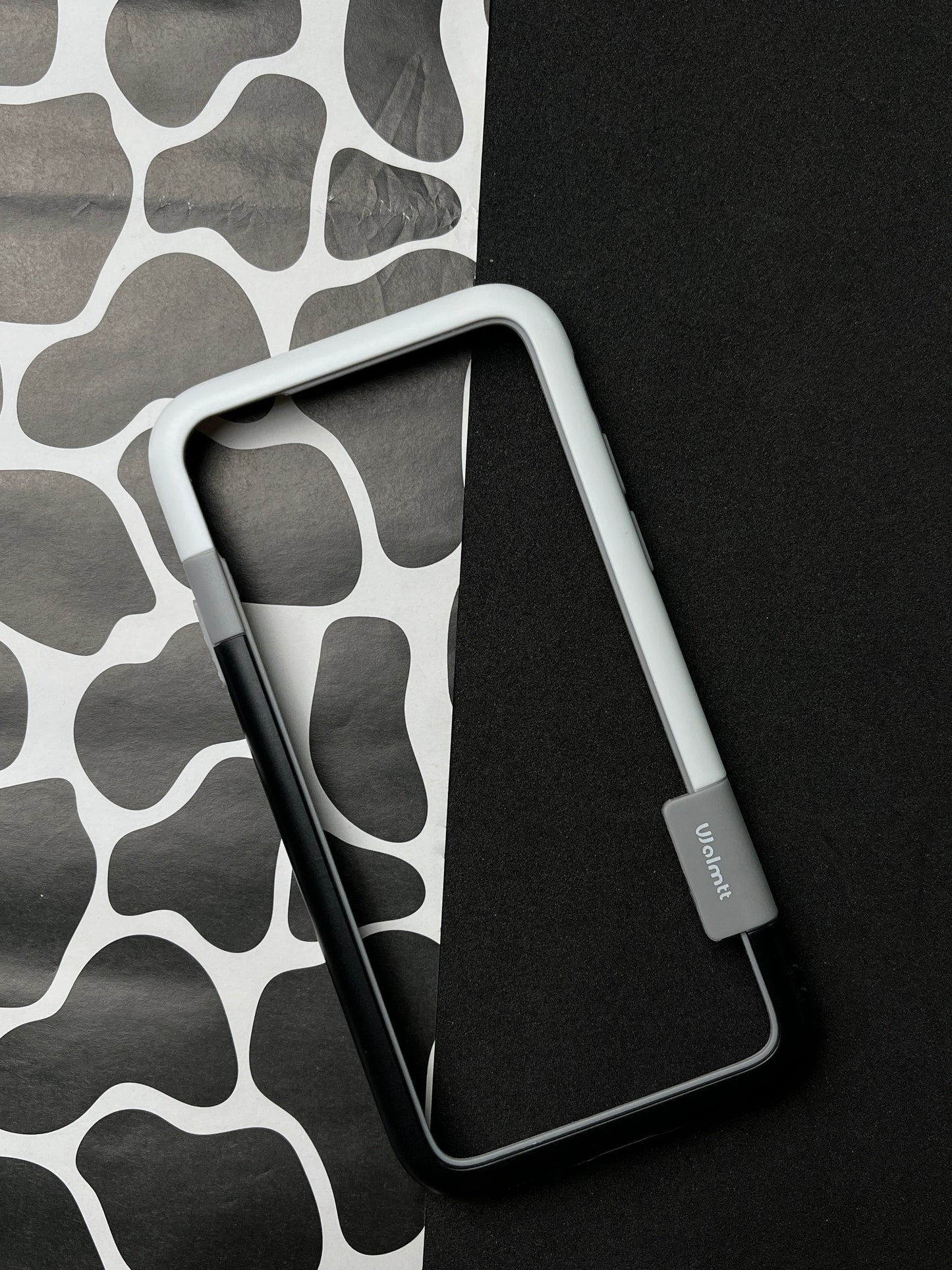 Walnut Black White Bumper ring for iPhone