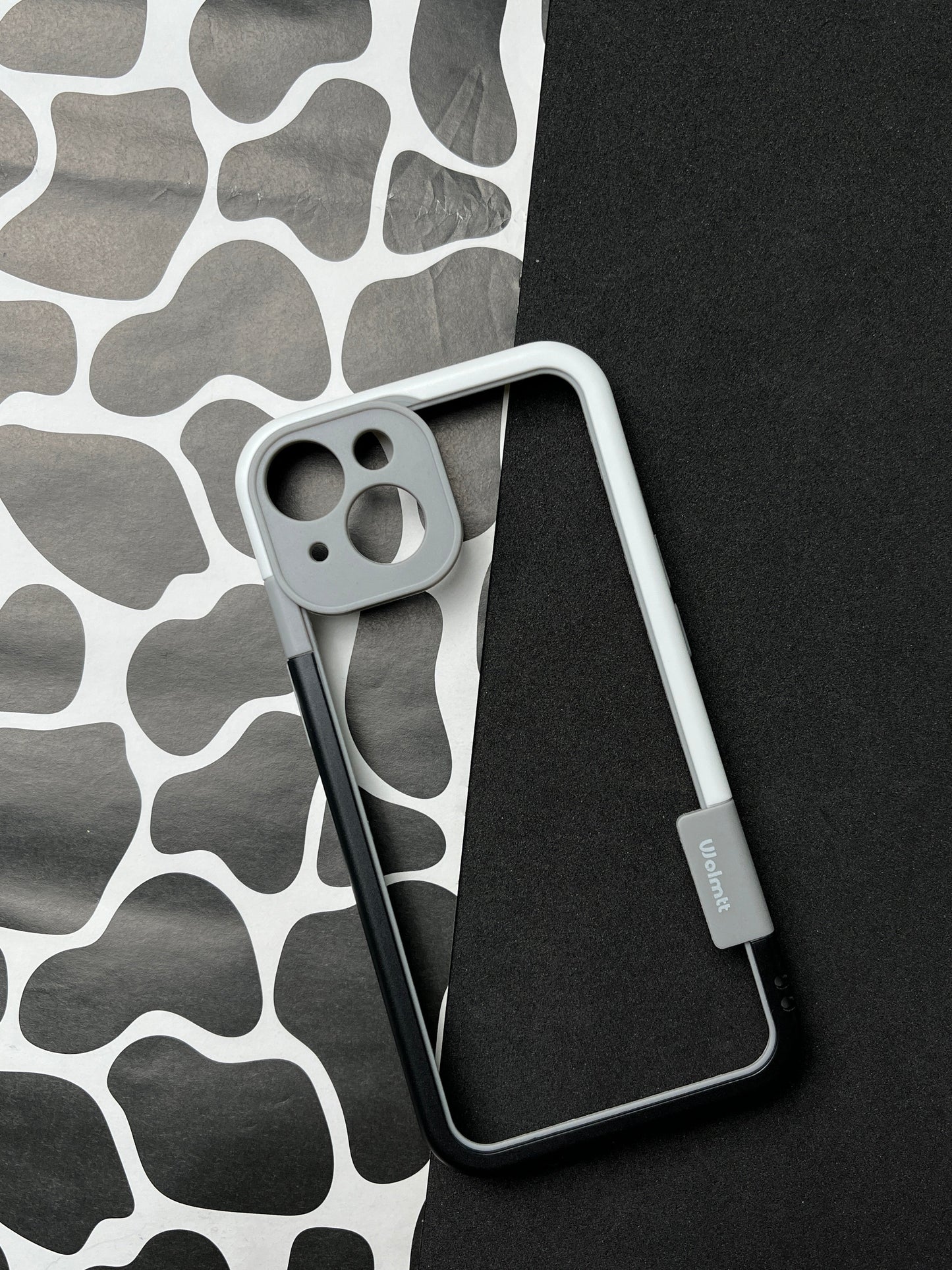 Walnut Black White Bumper ring for iPhone