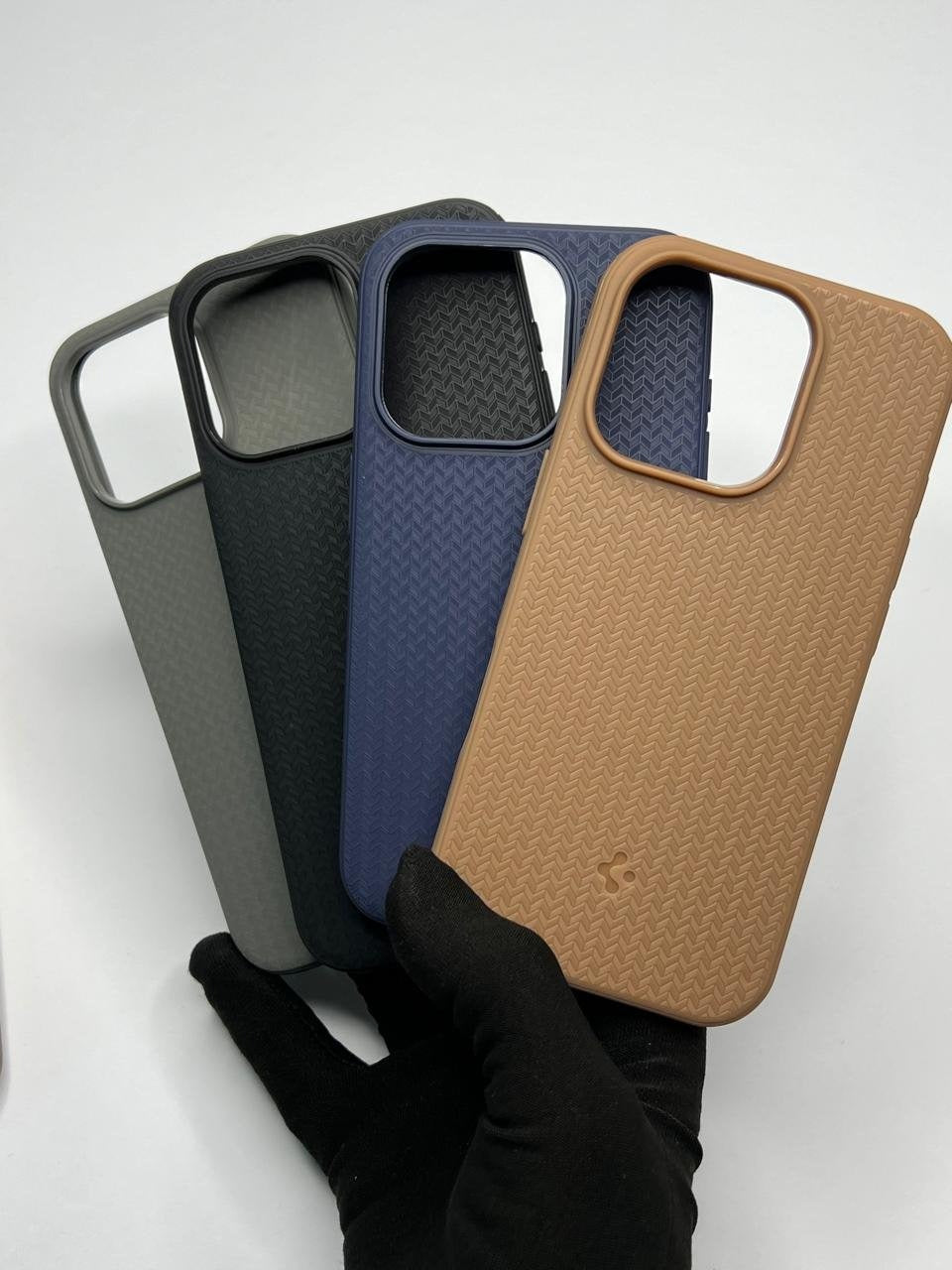 MAG ARMOR Spigen Case for iphone